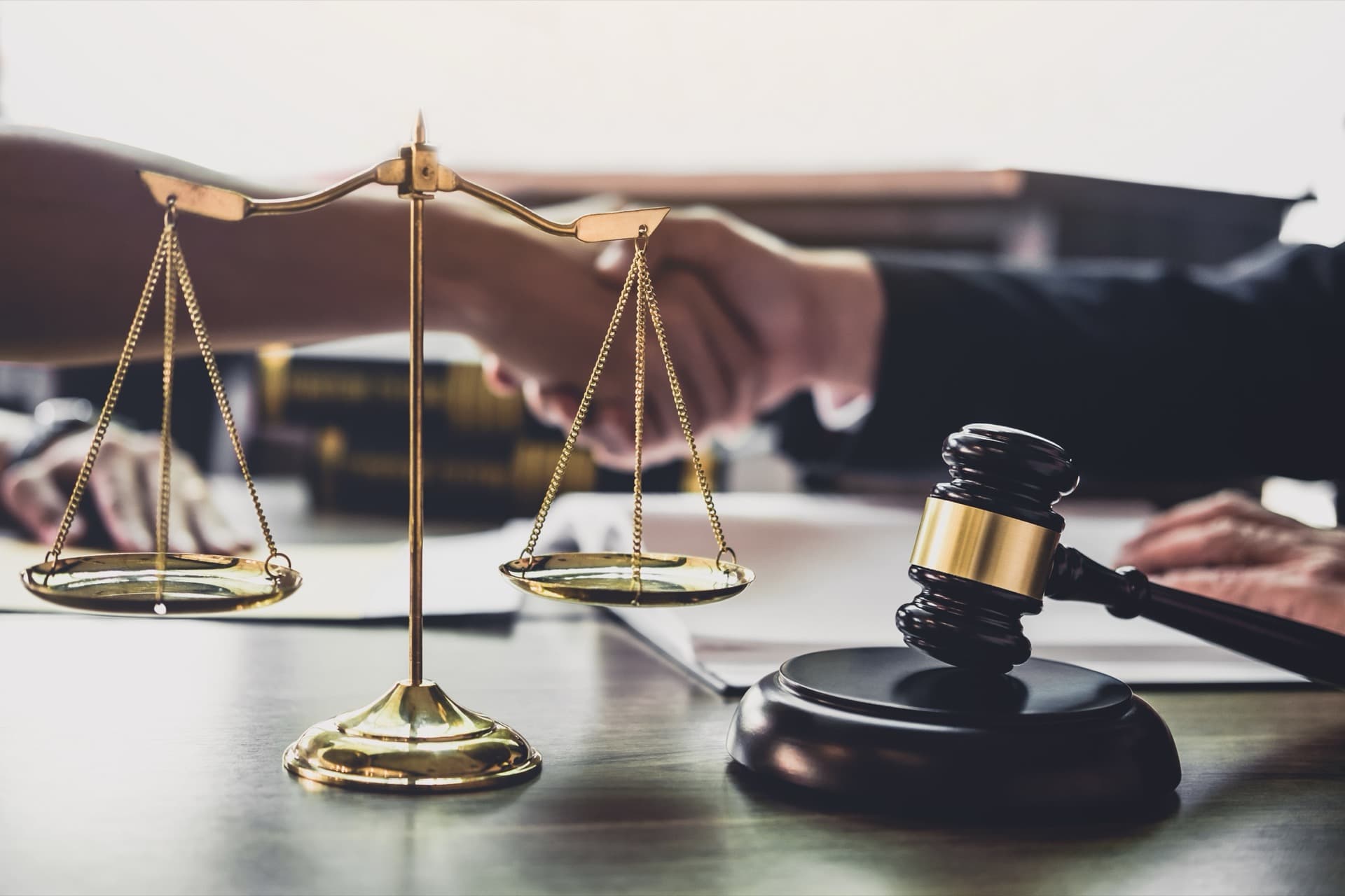 변호사·로펌 대표 이미지